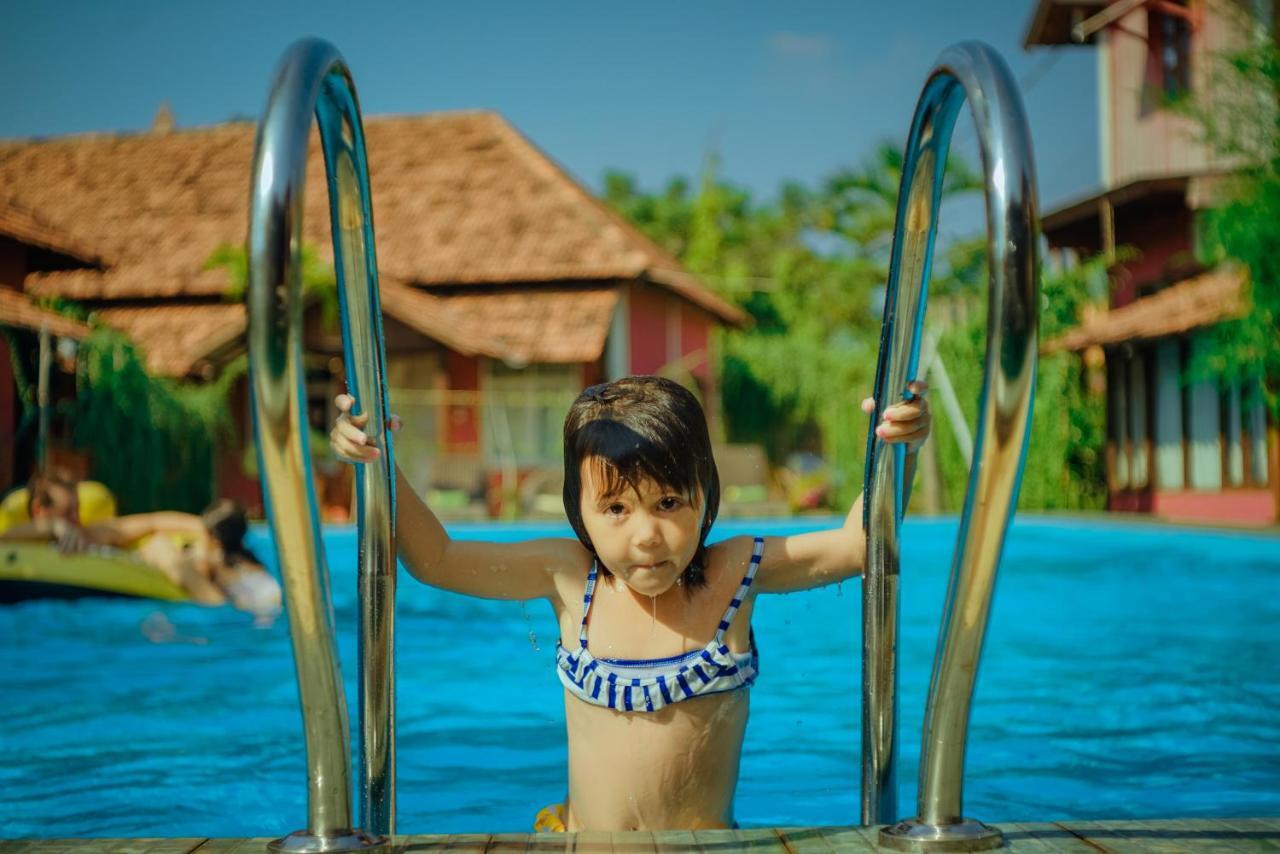 Apartmán La Famille Jepara Exteriér fotografie