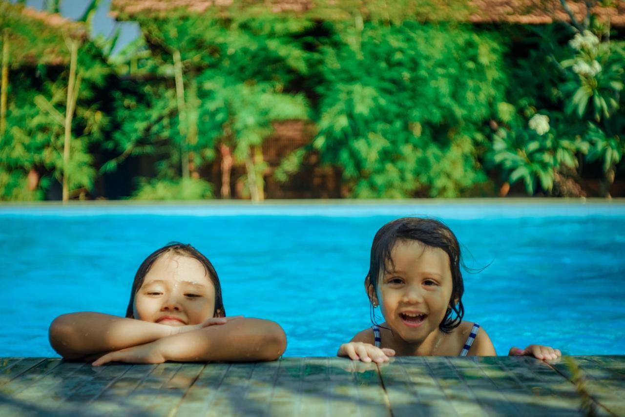 Apartmán La Famille Jepara Exteriér fotografie